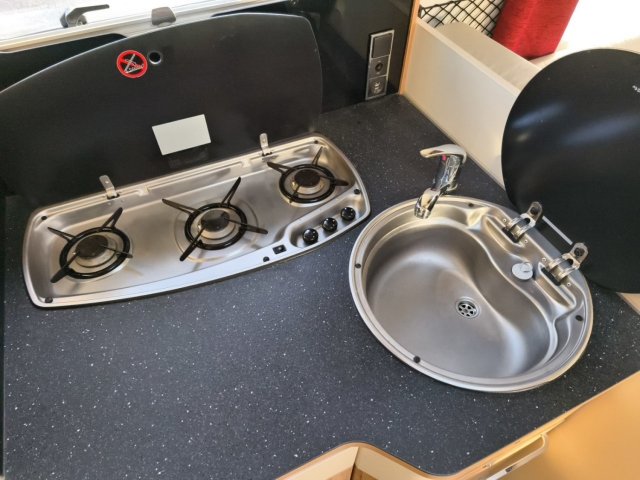 Bavaria Tren-D T716P Class - Photo 9