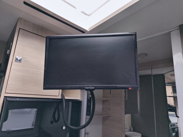 Challenger 250 Start Edition - Photo 12