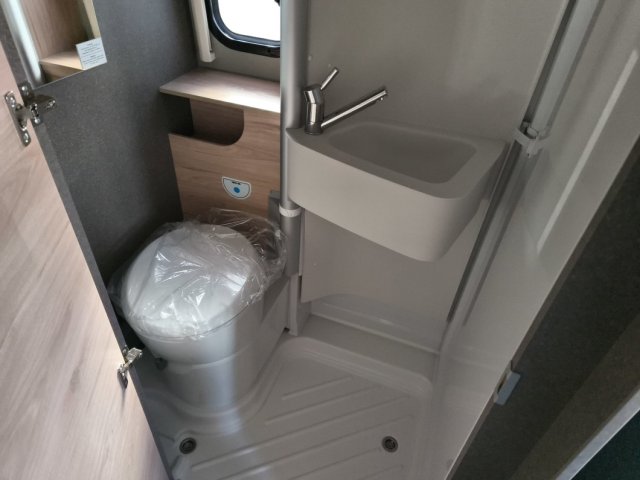 Dethleffs Globetrail 640 Es Active - Photo 11