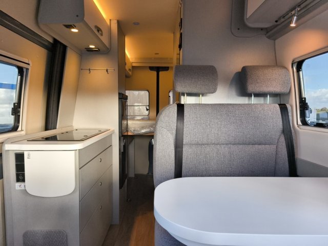 Hymer Camper Vans / Hymercar Free 600 S Campus - Photo 7