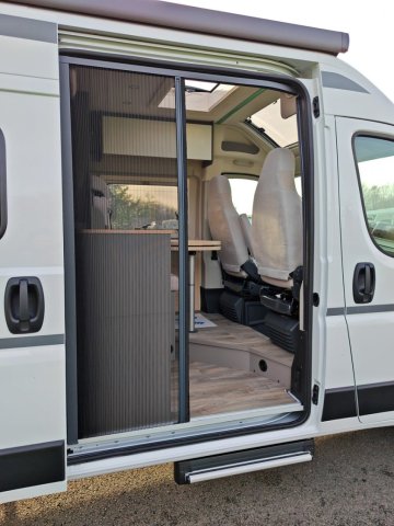 LMC Innovan 600 - Photo 6