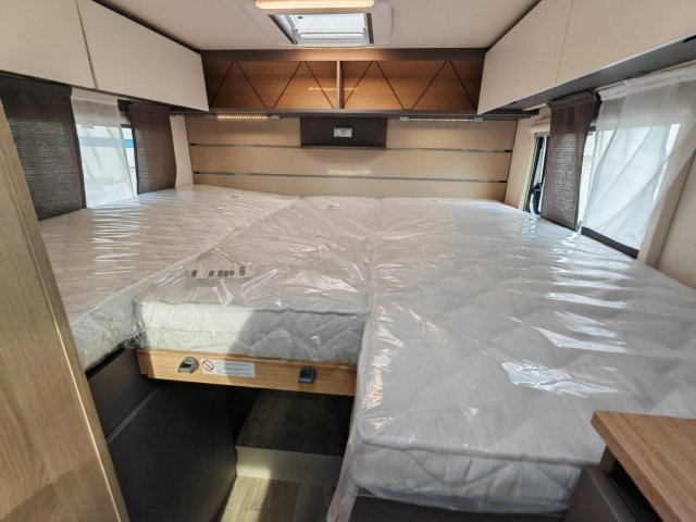 LMC Tourer H 663 G 70eme Anniversaire - Photo 21