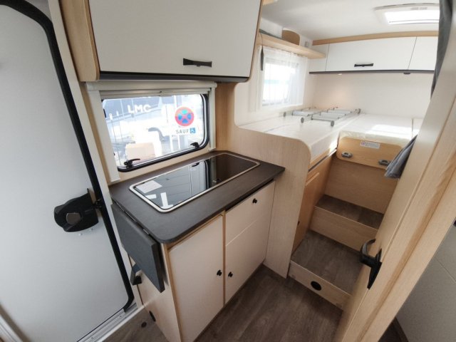 Sunlight V 67S Adventure Edition - Photo 9