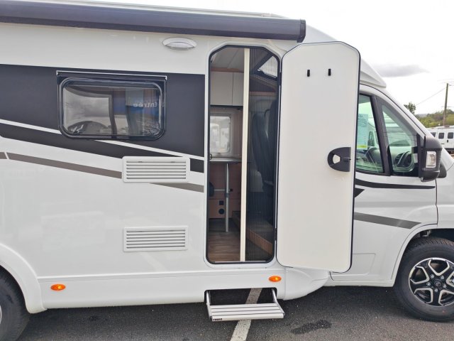 Sunlight V 69 Adventure Edition - Photo 8