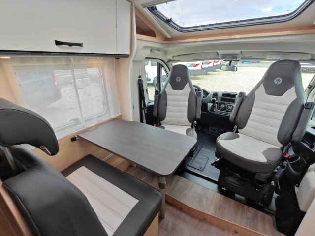 Sunlight V 69 Adventure Edition - Photo 11