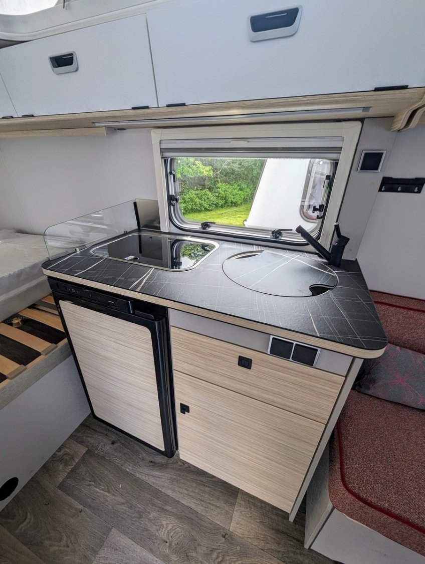 Eriba Touring 310 Tango Red 