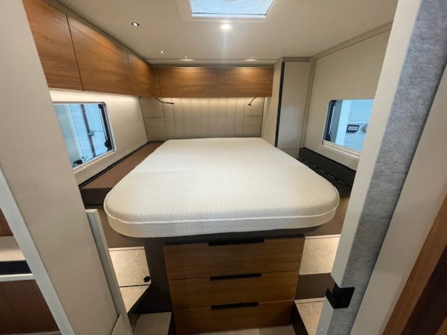 Burstner Signature SFT 7.5 - Photo 12