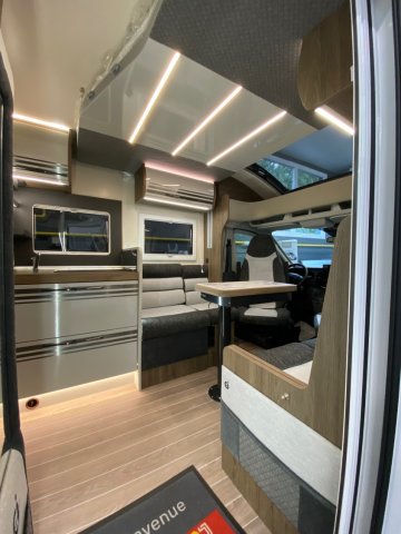 CI Magis 67 XT FORD - Photo 2
