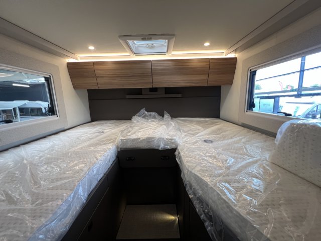 Burstner Camping-Car t690 td B66 - Photo 9