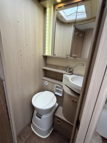 Burstner Ixeo Time IT 734 Fifty Five - 55 - Photo 9