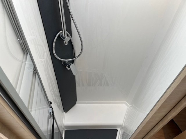 Rapido 696 F 65 Ans - Photo 5