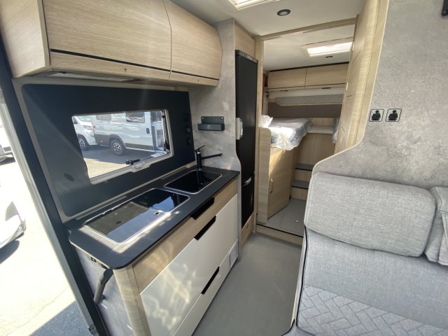 Rapido C55 NIGHT EDITION - Photo 6