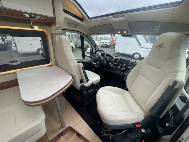 Rapido Van V55 - Photo 2