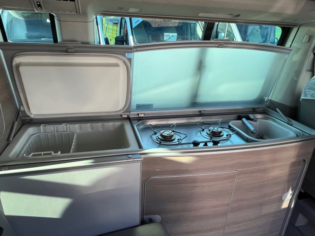 Volkswagen T5 california - Photo 10