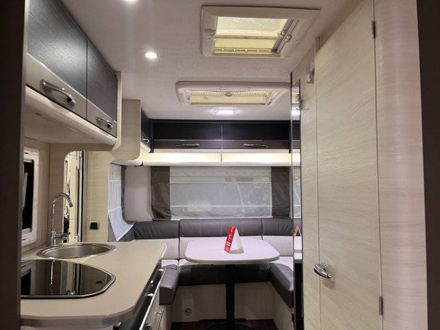 Caravelair Artica 470 XL Freeze - Photo 3