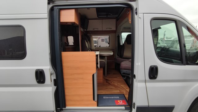 Hymer Camper Vans / Hymercar Ayers Rock - Photo 4