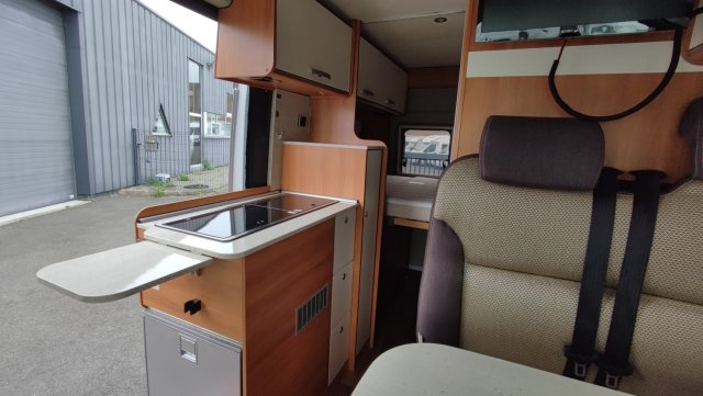 Hymer Camper Vans / Hymercar Ayers Rock - Photo 7