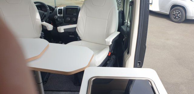 Pilote V 630 J v630 EXPRESSION - Photo 5