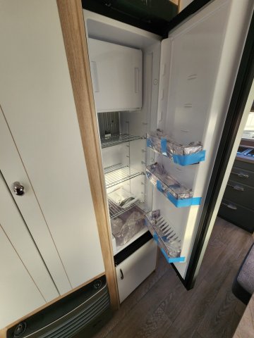 Hobby De Luxe 460 SFF 460sff Neuf