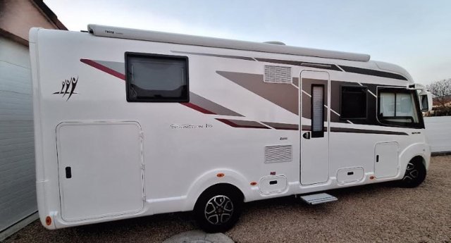 Rapido Distinction i96 Base Fiat/ Batterie Lithium / Boîte Auto /Clim Occasion
