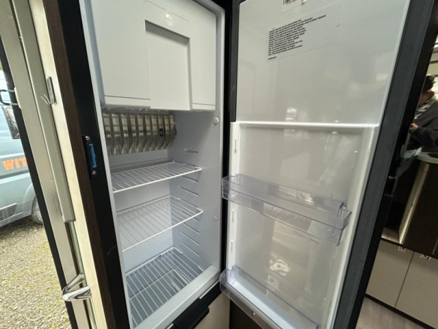 Benimar Tessoro 494 - Photo 17