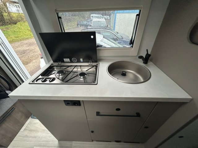 Benimar Yrteo 861 CAMPING CAR - Photo 12