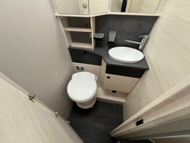 Challenger Graphite 337 GA CAMPING CAR PROFILE - Photo 13