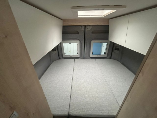 Clever Vans Celebration 600 FOURGON AMENAGE - Photo 4