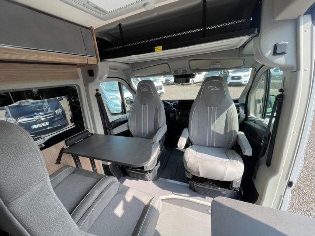 Possl Summit 600 L Shine FOURGON AMENAGE E - Photo 10