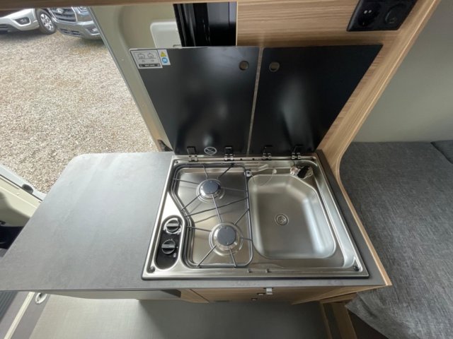 Possl Summit 600 L Shine FOURGON AMENAGE E - Photo 12