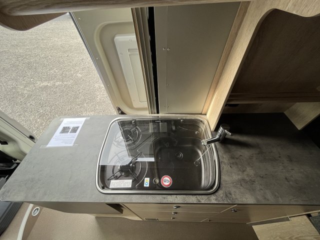 Possl Summit 600 Plus H-LINE TOIT RELEVABLE - Photo 9