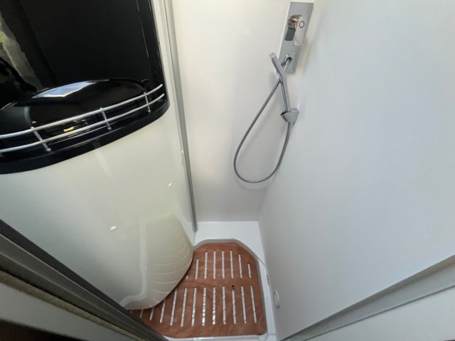 Possl Summit 600 Plus FOURGON AMENAGE FRENCH EDITION - Photo 4