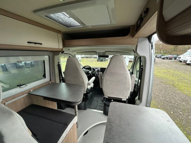 Possl Summit 600 Plus FOURGON AMENAGE FRENCH EDITION - Photo 7