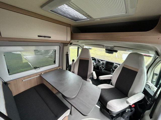 Possl Summit 600 Plus FOURGON AMENAGE FRENCH EDITION - Photo 9