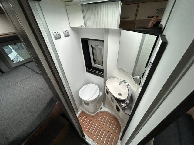 Possl Summit 600 Plus FOURGON AMENAGE FRENCH EDITION - Photo 10