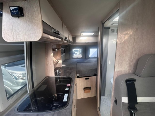 Possl Summit 600 Plus FOURGON AMENAGE - Photo 9