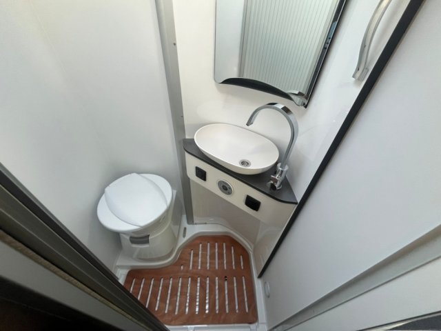 Possl Summit 600 Plus FOURGON AMENAGE FRENCH EDITION - Photo 2