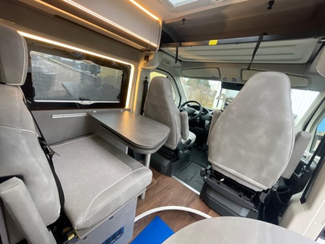 Possl Summit 600 R Plus Shine FOURGON AMENAGE 600R - Photo 6