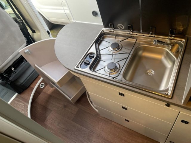 Possl Summit 600 R Plus Shine FOURGON AMENAGE 600R - Photo 9