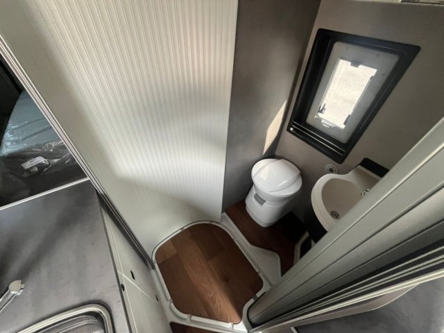 Possl Summit 600 R Plus Shine FOURGON AMENAGE + TOIT RELE - Photo 7