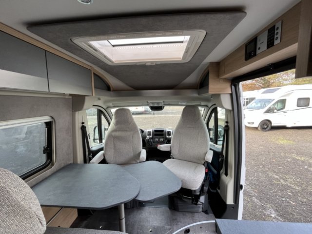 Possl Trenta 600 R FOURGON AMENAGE - Photo 2