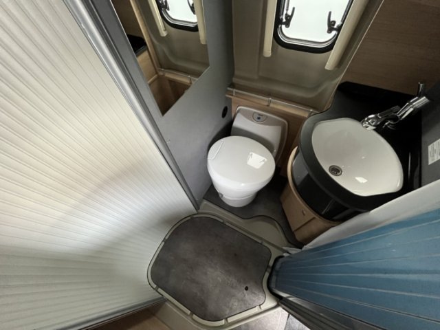 Possl Trenta 600 R FOURGON AMENAGE - Photo 3