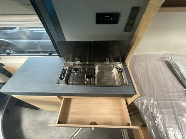 Possl Trenta 600 R FOURGON AMENAGE - Photo 6