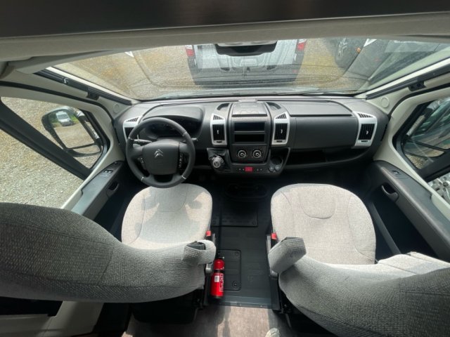 Possl Trenta 600 R FOURGON AMENAGE - Photo 8