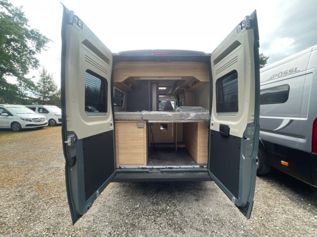 Possl Trenta 600 R FOURGON AMENAGE - Photo 9