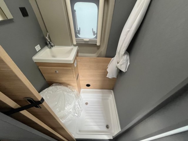 Possl Trenta 640 Plus FOURGON AMENAGE - Photo 2