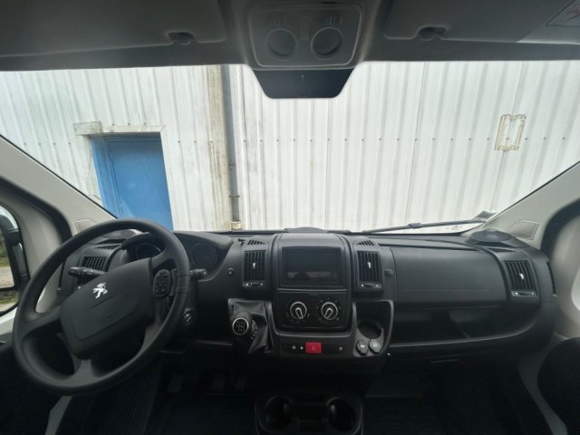 Sunlight Cliff 600 FOURGON AMENAGE - Photo 3