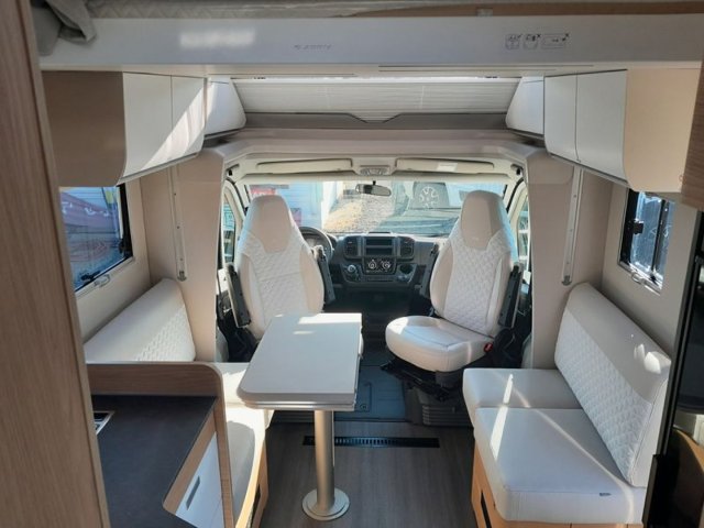 Adria Matrix 670 DC Profilé - Photo 11