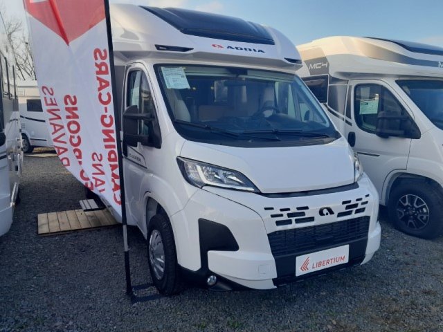 Adria Matrix Axess 650 DC Profilé Neuf