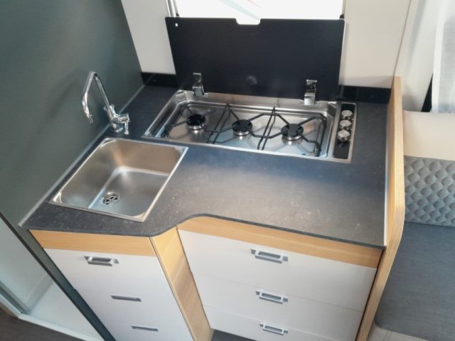 Adria Matrix Axess 650 DC Profilé - Photo 7